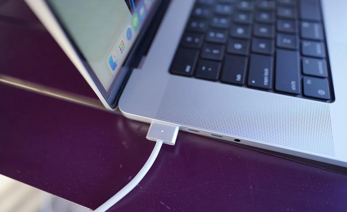 باتری مک بوک پرو 16 اینچ 2021 M1 ظرفیت 1 ترابایت - MK1A3