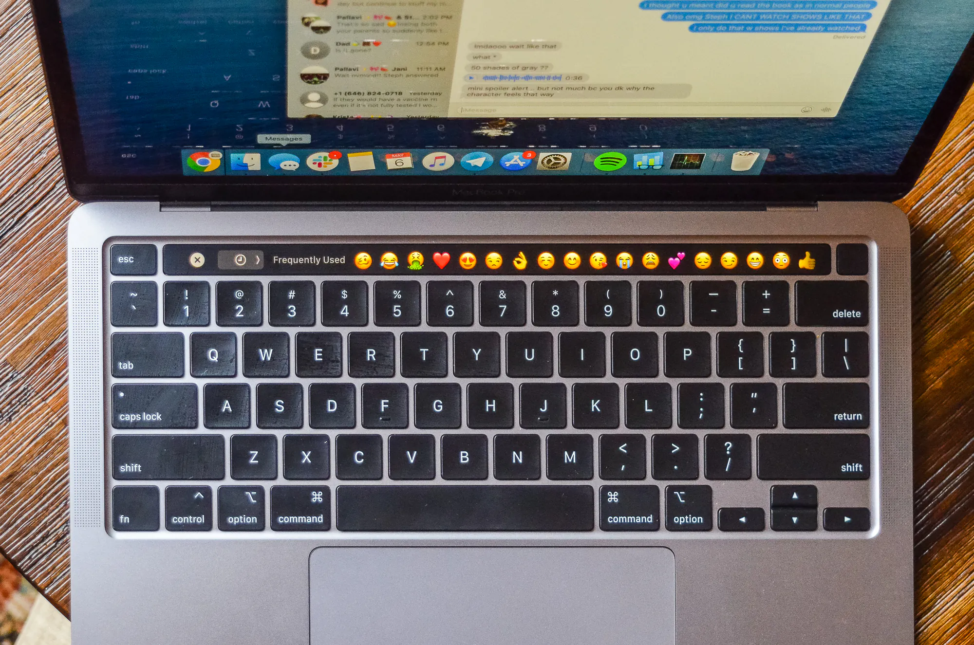 کیبورد مک بوک پرو 13 اینچ رتینا با تاچ بار مدل MYD82 2020 - خاکستری