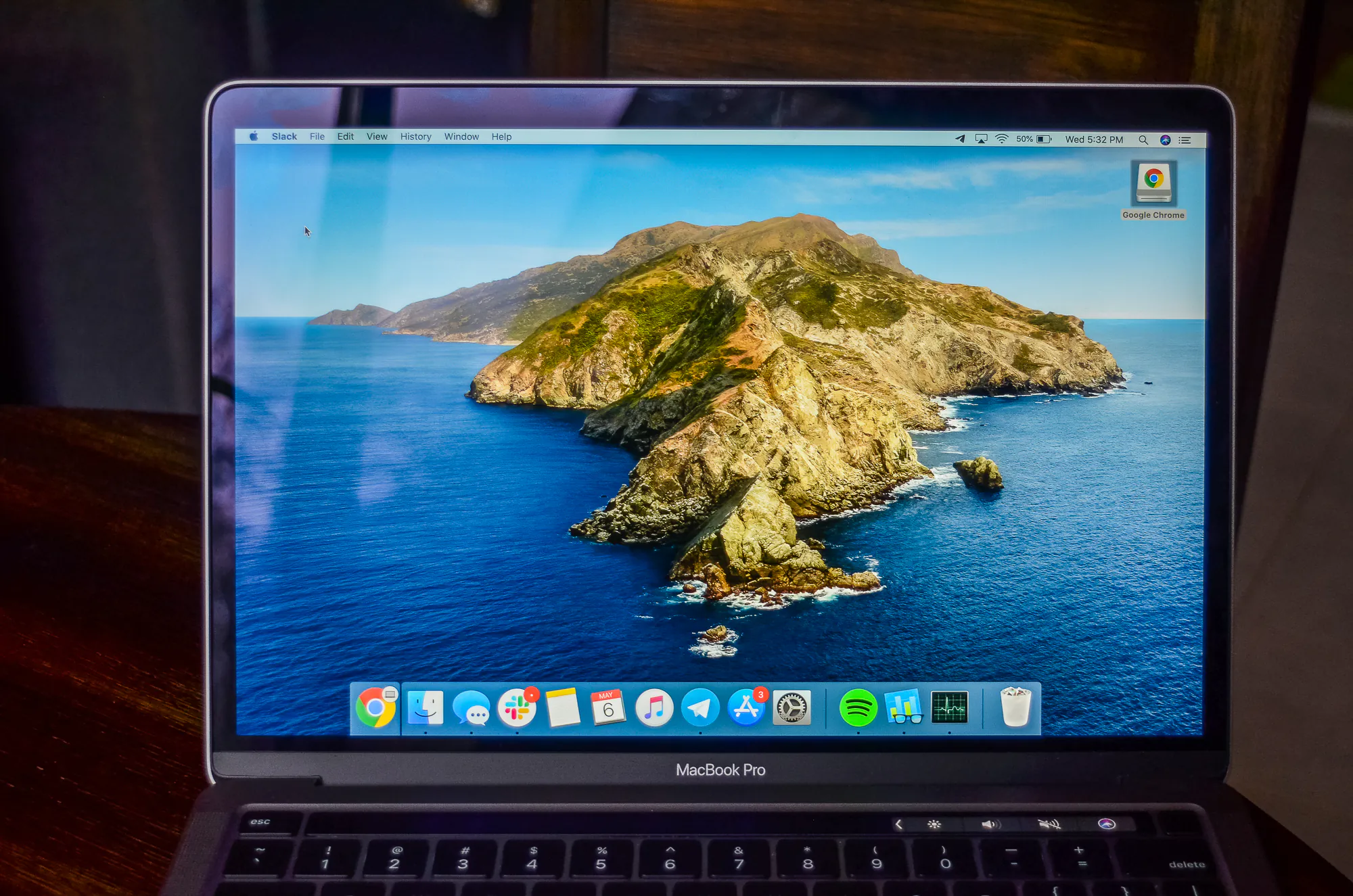 نمایشگر مک بوک پرو 13 اینچ رتینا با تاچ بار مدل MYD82 2020 - خاکستری