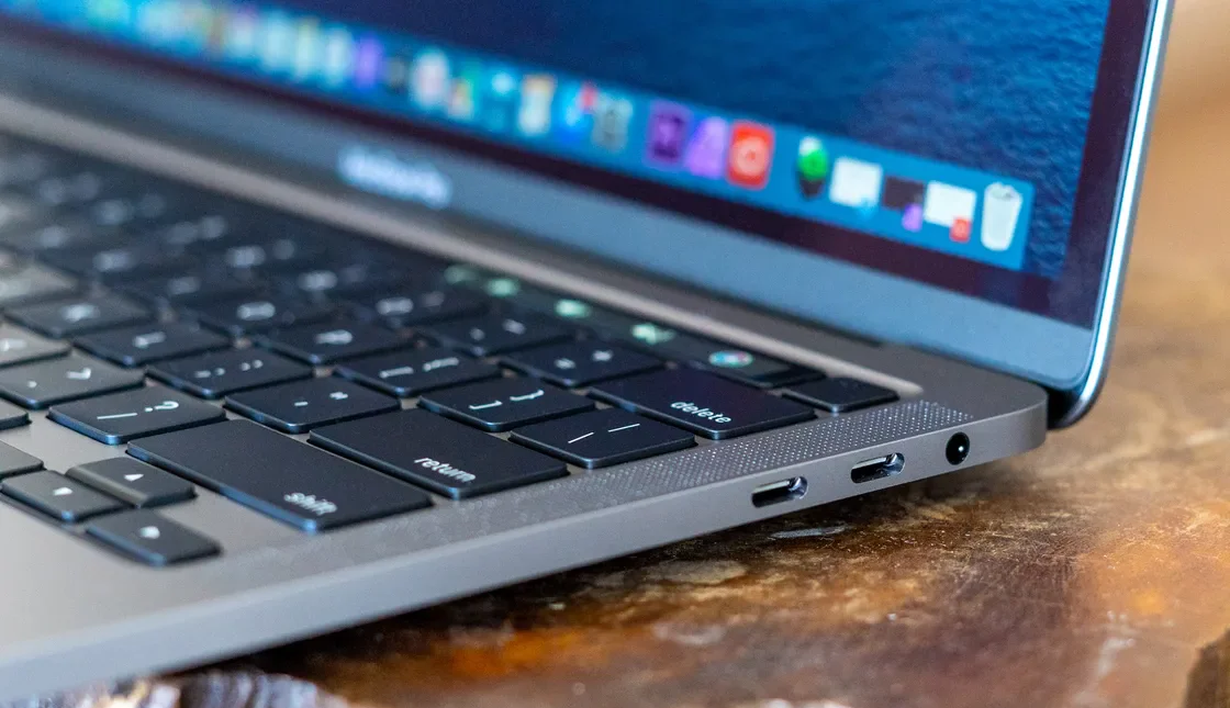 بررسی مک بوک پرو 13 اینچ رتینا با تاچ بار مدل MYD82 2020 - خاکستری