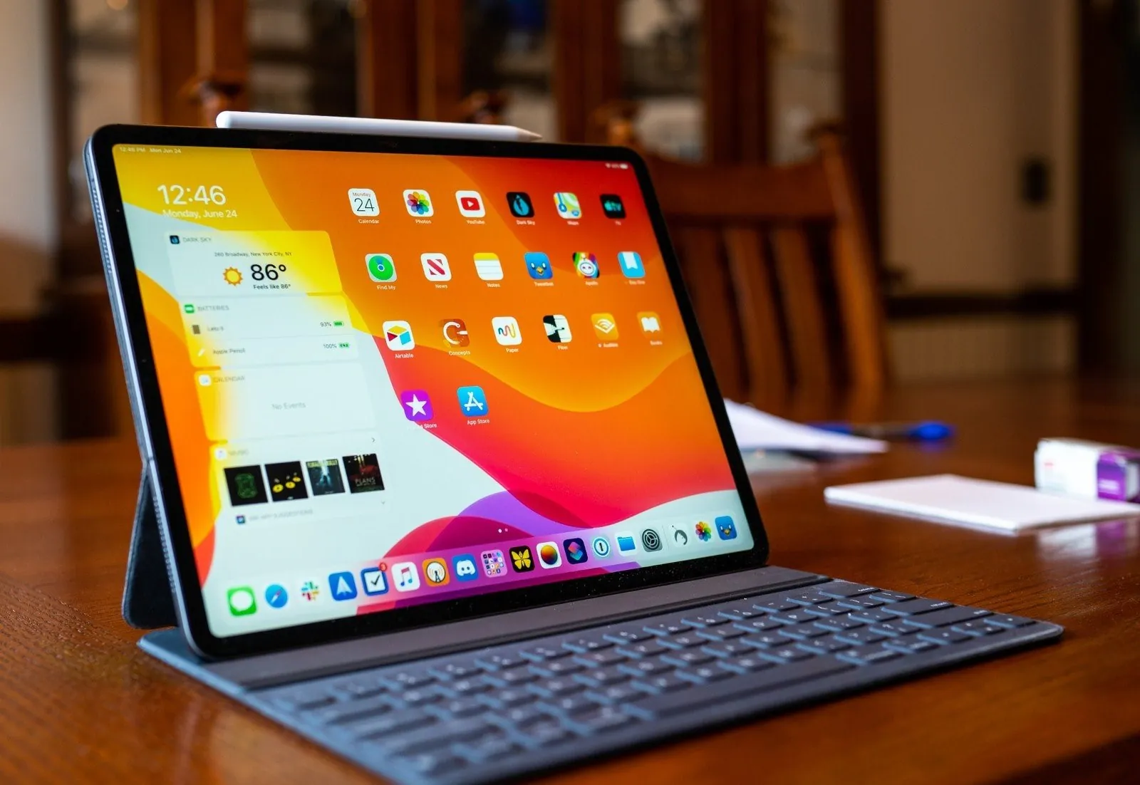 کیبورد هوشمند فولیو آیپد پرو 11 اینچ مدل 2018 - اپل گلشن خرید کیبورد هوشمند فولیو آیپد پرو 11 اینچ مدل 2018