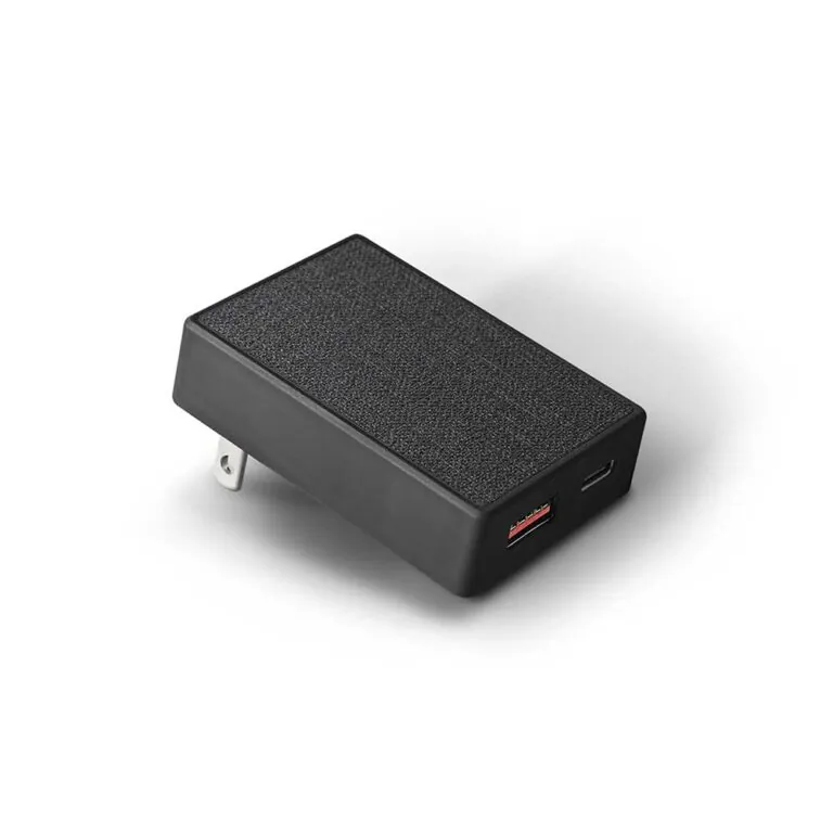 شارژر دیواری یونیک مدل Votre Slim Duo USB C & USB A (20 وات)