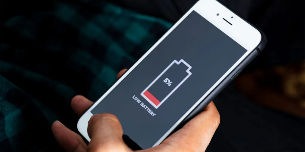 ۱۰ راهکار ساده برای افزایش عمر باتری آیفون و حفظ سلامت آن - اپل گلشن عمر باتری آیفون