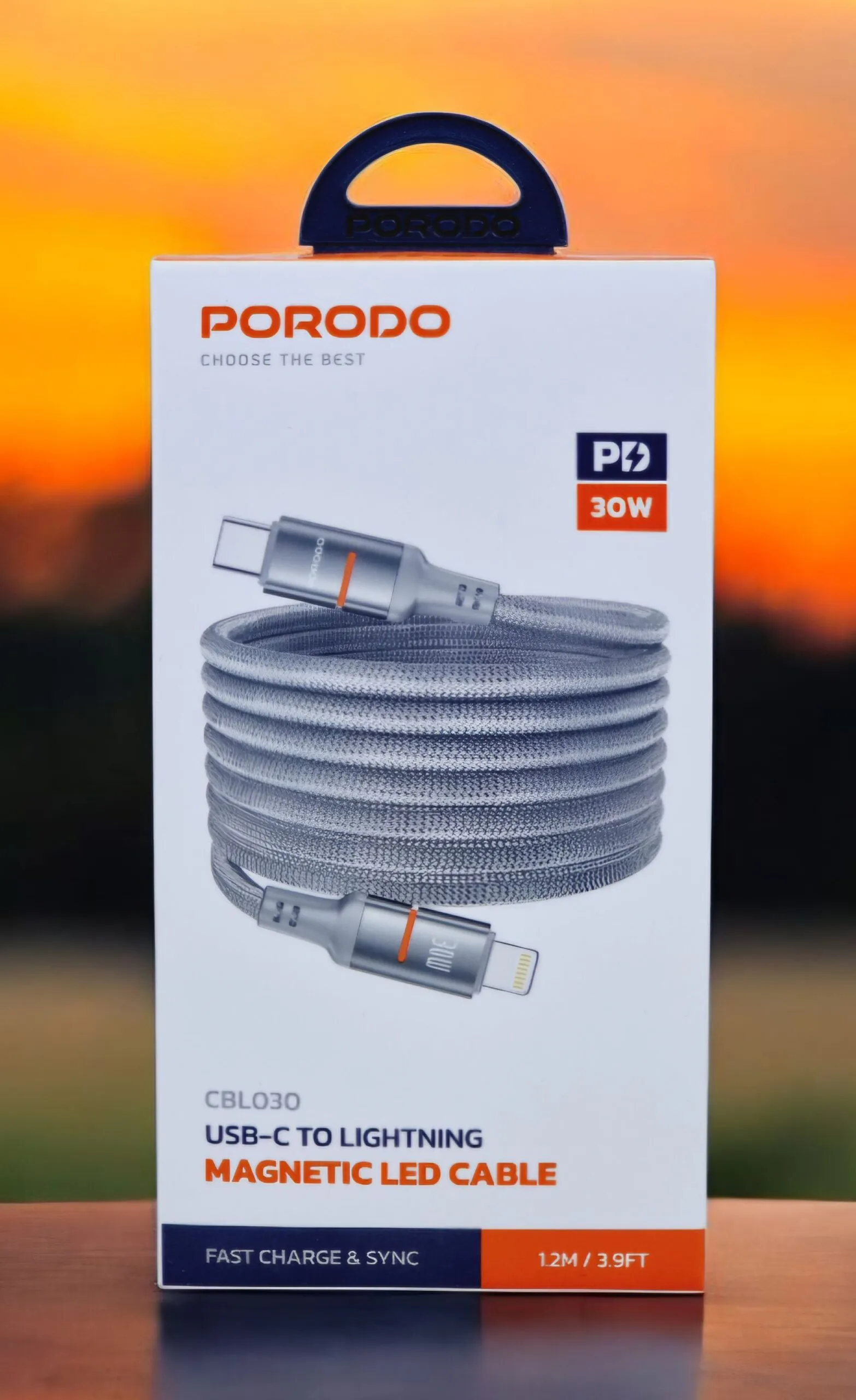 OLDujlsMujr7qGTJddj کابل مغناطیسی USB-C به Lightning با چراغ LED PORODO (۱.۲ متر) - Image 1